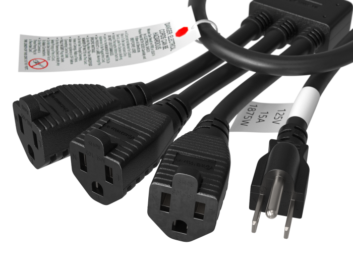 30 Inches 1 NEMA 5-15P to 3 NEMA 5-15R Power Extension Cord Splitter Cable 14 AWG